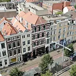 Boutique Hotel First City