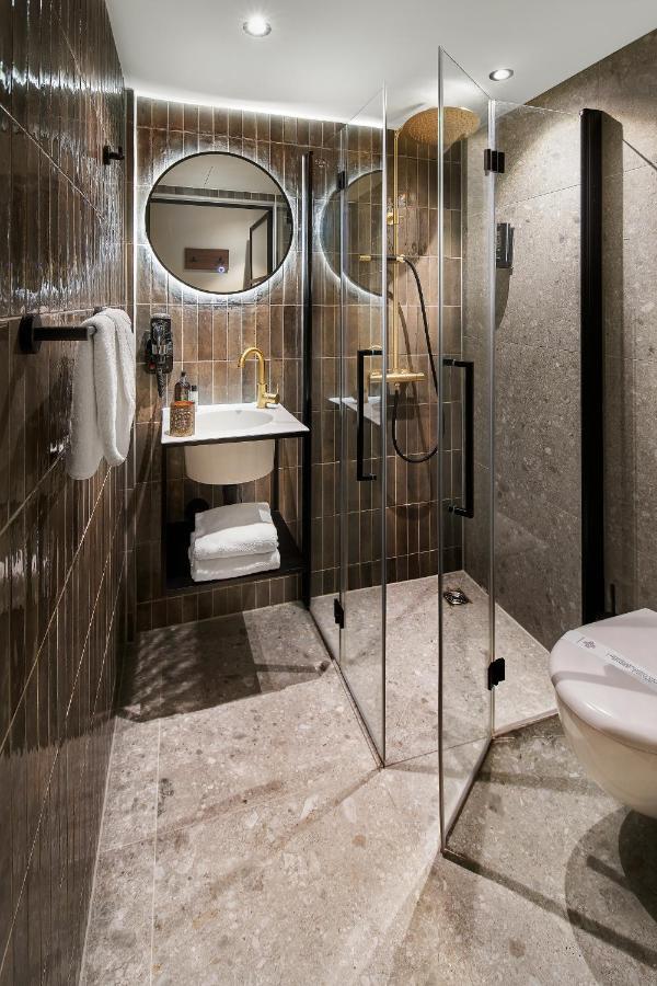 Hotel Boutique First 4*